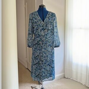 Karl Lagerfeld Floral Pleated Chiffon Dress, Size 6